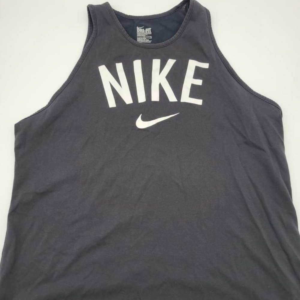 Nike sleeveless tank